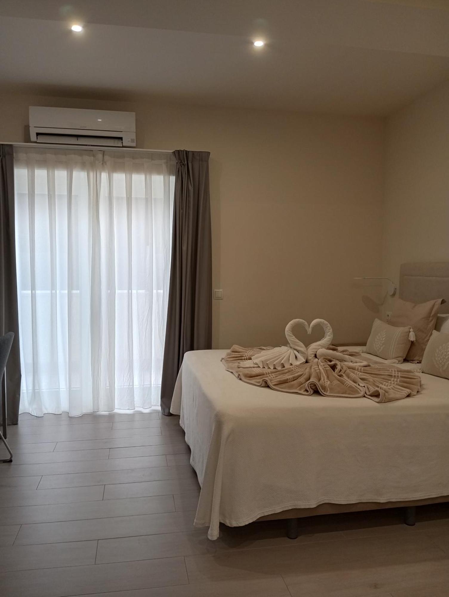 Hostal La Estacion Terrazas Мадрид Экстерьер фото