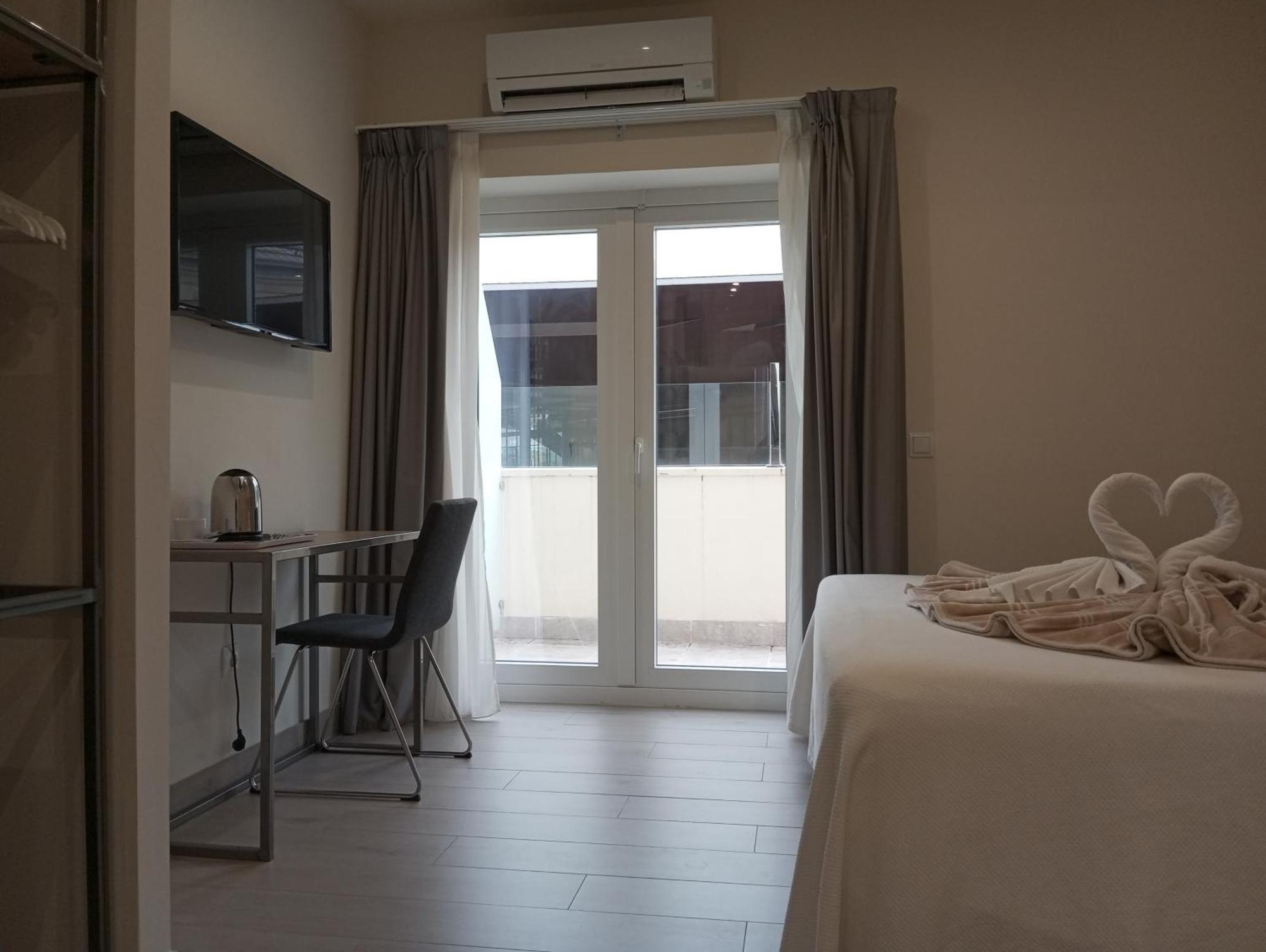 Hostal La Estacion Terrazas Мадрид Экстерьер фото